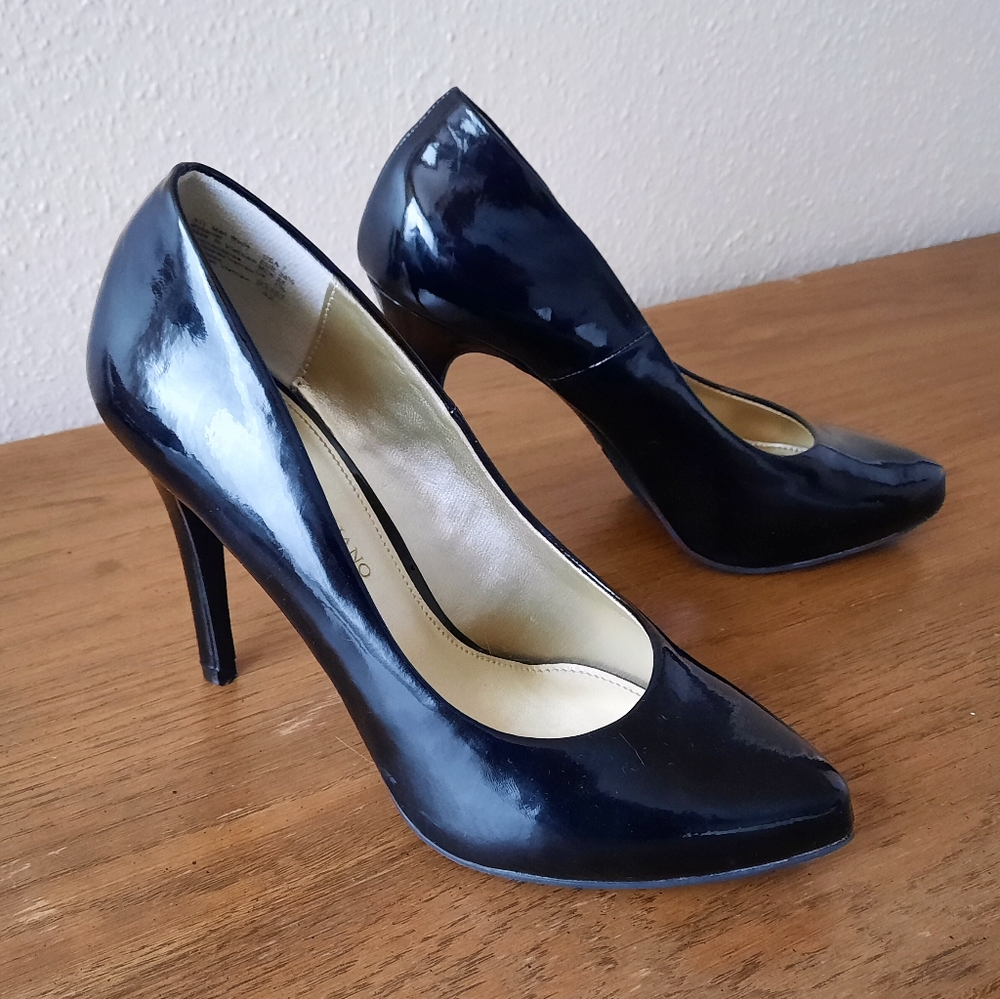 Black Patent Heels, 7M
